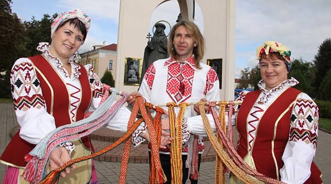 Праздник народных художественных ремесел «Слуцкія паясы»